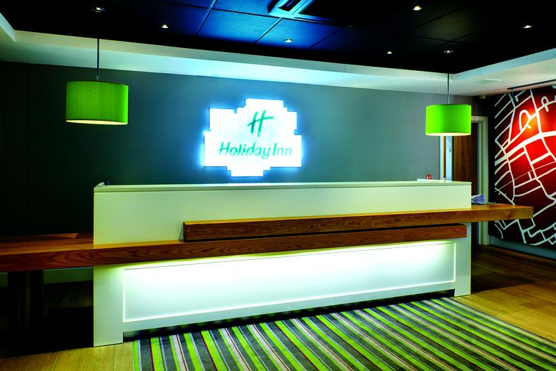 Holiday Inn Reception & Front Desk